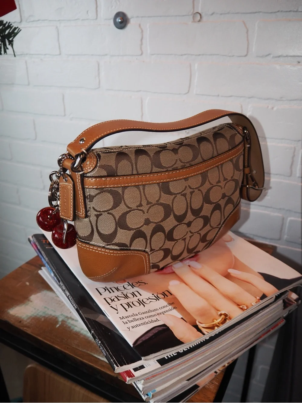 Coach Chelsea Turnlock Shoulder Bag